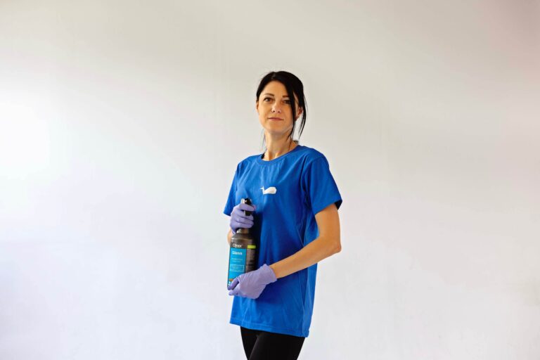 The Essential Guide to Tipping House Cleaners: What You Need to Know