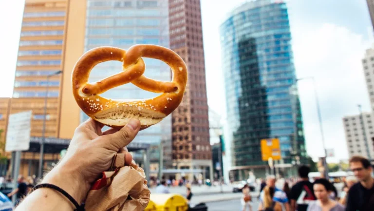 Unlocking Berlin: A Student's Ultimate Guide to Campus Life and Housing in the German Capital