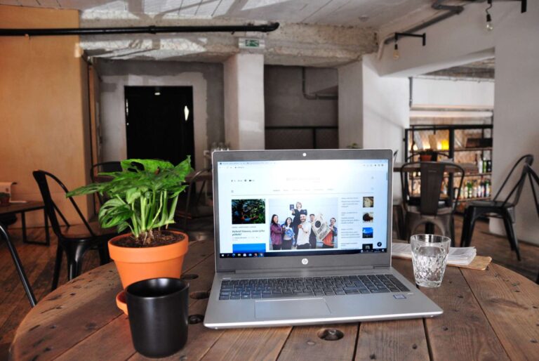 Discover the Digital Nomad Life in Berlin: Pros, Cons, and Insider Tips