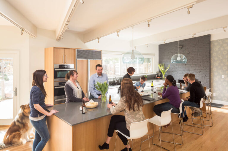 10 Proven Tips to Maintain a Guest-Ready Flat in Berlin, Always
